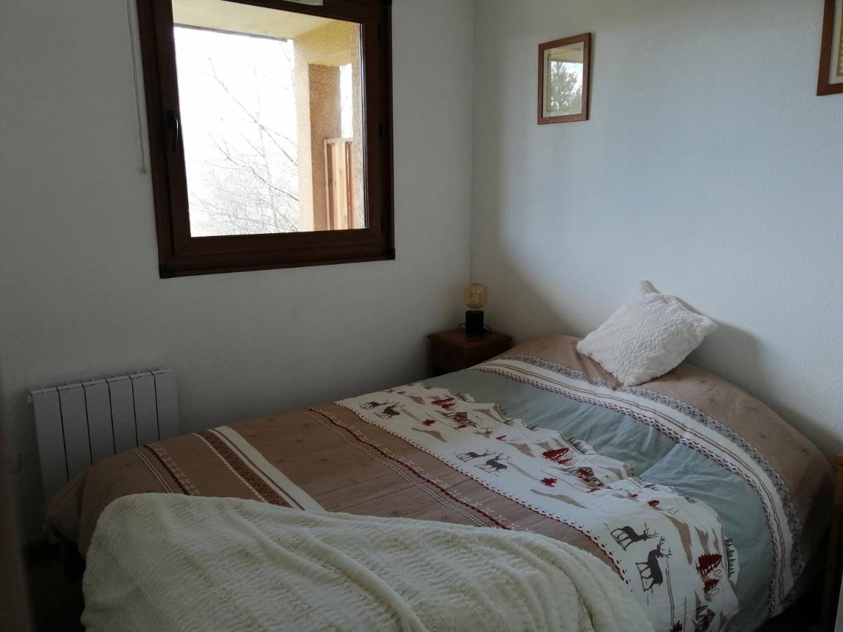 Appartement 2 Chambres Au Calme Les Angles  Exterior foto